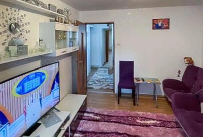 Apartament cu 2 camere decomandat în Micro 15 - 9