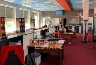 Spațiu comercial, de 500 mp, în UTA - 2