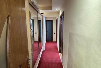Apartament cu 3 camere în Central - 13