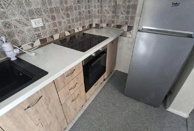 Garsonieră decomandată în Central - 2