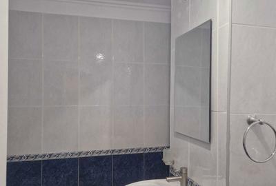 Apartament cu 3 camere decomandat în Central - 1