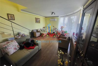 Casă cu 5 camere cu Teren 1387 Mp în Central - 2