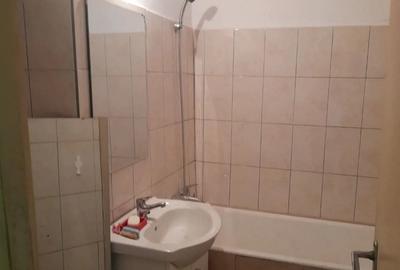 Apartament cu 3 camere decomandat în Central - 3