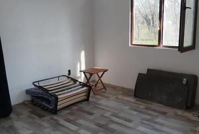 Casă cu Teren 400 Mp în Central - 15