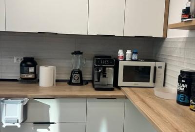 Apartament cu 3 camere decomandat, mobilat în Capitale - 6