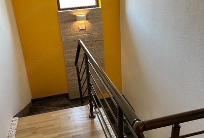 Casă cu 6 camere cu Teren 700 Mp în Remetea Mare - 6