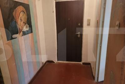 Apartament cu 3 camere decomandat în Alfa