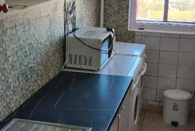 Apartament cu 3 camere semidecomandat în Central - 4