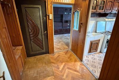 Apartament cu 3 camere decomandat, mobilat în Lipovei - 9