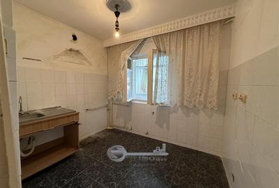 Garsonieră decomandată în Nicolina - 14