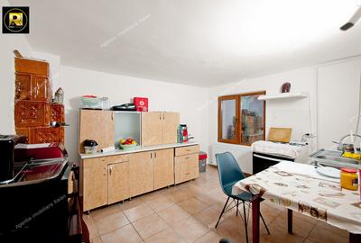 Vanzare casa situata in Galati, langa Sp. Militar, 4 camere, cu teren 280 mp - 9