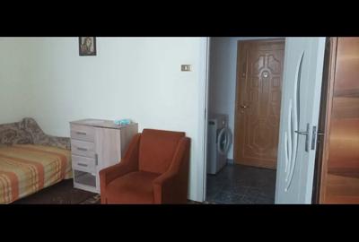 Inchiriez garsoniera in zona Darmane?ti 180Euro - 3