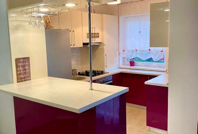 Apartament cu 2 camere semidecomandat în Tractorul - 3