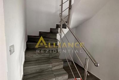 Casă cu 4 camere cu Teren 290 Mp în Central