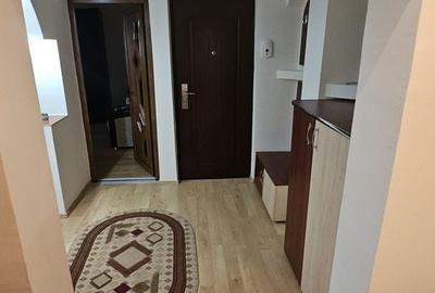 Apartament cu 2 camere decomandat în 9 Mai - 4