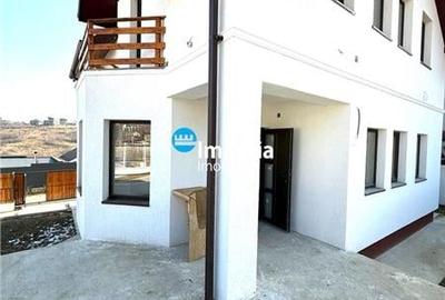 Vila 4 cam, 500 teren, vedere panoramica, intabulata Hlincea Iasi - 3