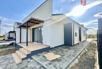 Duplex cu 3 camere cu Teren 319 Mp în Moșnița Nouă