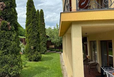 Casă cu Teren 885 Mp în Central - 1