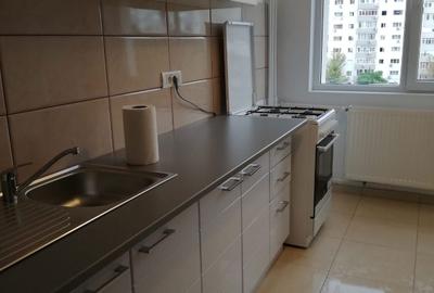 Apartament cu 2 camere decomandat în Titan - 1