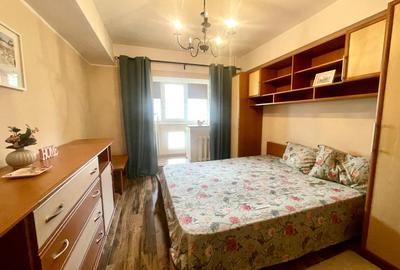 Apartament de închiriat, 3 camere, 60 mp, zona Piața Cipariu - 16