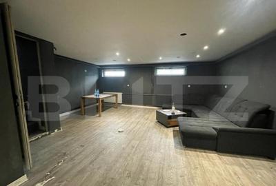 Spatiu Comercial de Vanzare, 110mp, in zona Me?te?ugaril Spatiu Comercial de Vanzare, 110mp, in zona Me?te?ugaril - 1