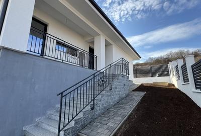 Casa 2025 Moderna la Cheie de Vanzare | Comision 0% - 1