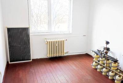 Apartament cu 3 camere decomandat în Iosia - 8