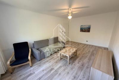 Apartament cu 2 camere decomandat, mobilat în Soarelui