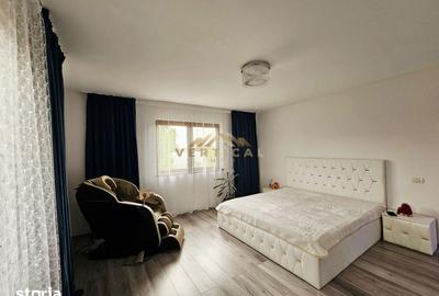 Casă cu 6 camere cu Teren 208 Mp în Vărăști - 6
