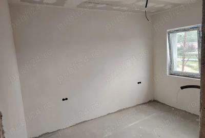 Casă cu 5 camere cu Teren 375 Mp în Moșnița Nouă - 3