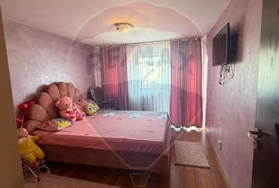 Casă cu 5 camere cu Teren 450 Mp în 1 Mai - 40