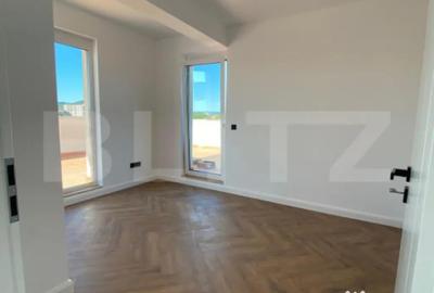 Apartament cu 4 camere decomandat în Central - 4