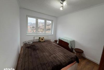 Apartament cu 2 camere decomandat în Central - 1
