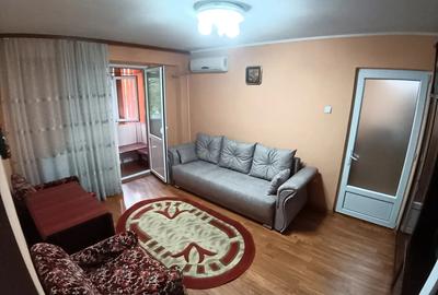 Inchiriez apartament 2 camere - 10