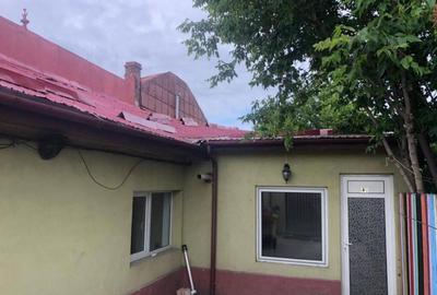 Casă cu 2 camere cu Teren 100 Mp în 23 August (Cațelul)