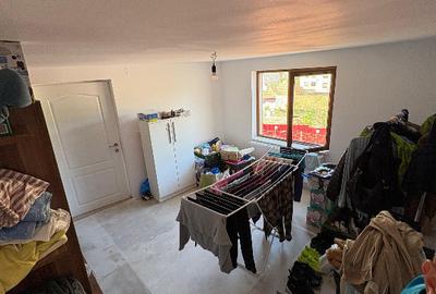 Casă cu 4 camere cu Teren 1024 Mp în Călugareni - 6