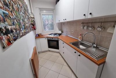 Vanzare apartament 2 camere | N Grigorescu | etaj 1/10 | bloc 1977 anvelopat | l - 5