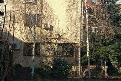 Casă cu 14 camere cu Teren 758 Mp în Obor - 2