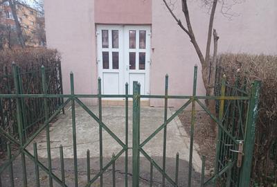 Agentie, ofer spre inchiriere mic spatiu zona Orizont 3000-Piata Astra - 2