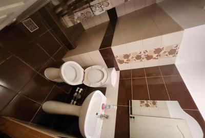 Garsonieră decomandată în Casa de Cultură