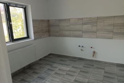 Casă individuală cu 4 camere cu Canalizare în Vârteju - 4