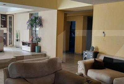 Casa individuala 9 camere, suprafata utila 660mp, teren 435m - 1