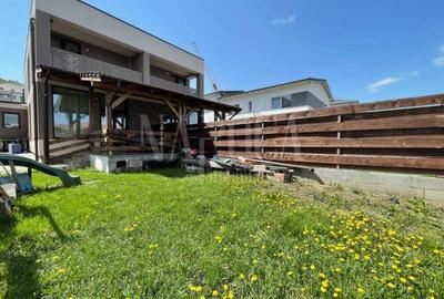 Casa 3 camere de vanzare in Floresti - 2