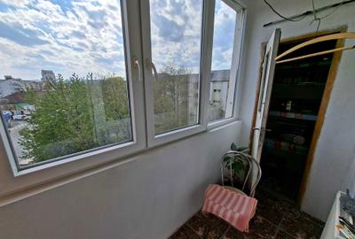 Apartament cu 2 camere decomandat în Sud - 4