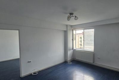 Apartament cu 2 camere nedecomandat în Central - 3