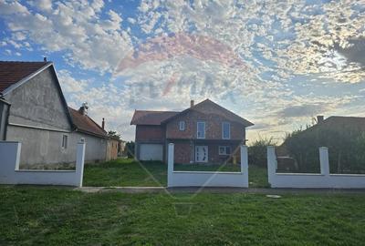 Casă cu Teren 1439 Mp în Darova - 6