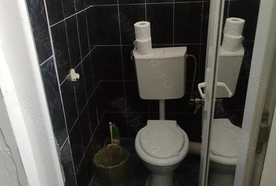 Spațiu comercial, de 4,000 mp, în Central - 6