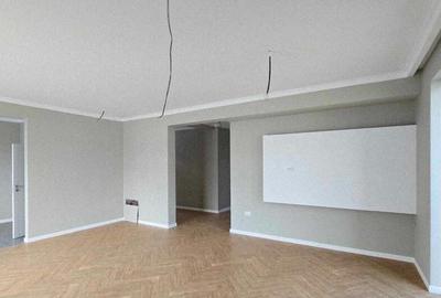 Casă cu 3 camere cu Teren 440 Mp în Nufărul - 11