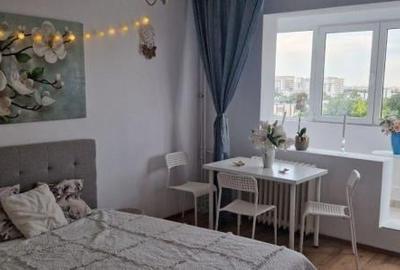 GARSONIERA PACII - 1