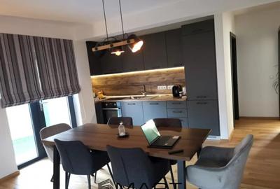 Casă cu 8 camere cu Teren 408 Mp în Central - 3